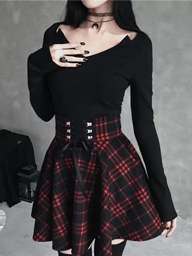 Black Plaid Pleated Mini Skirt – Women’s Gothic Punk